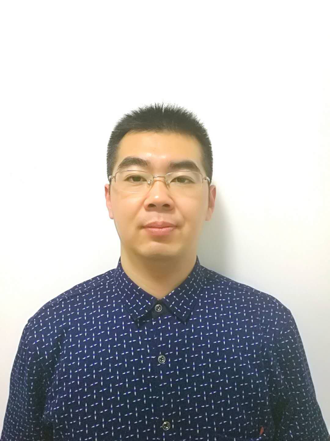 张浩琼 实验中心