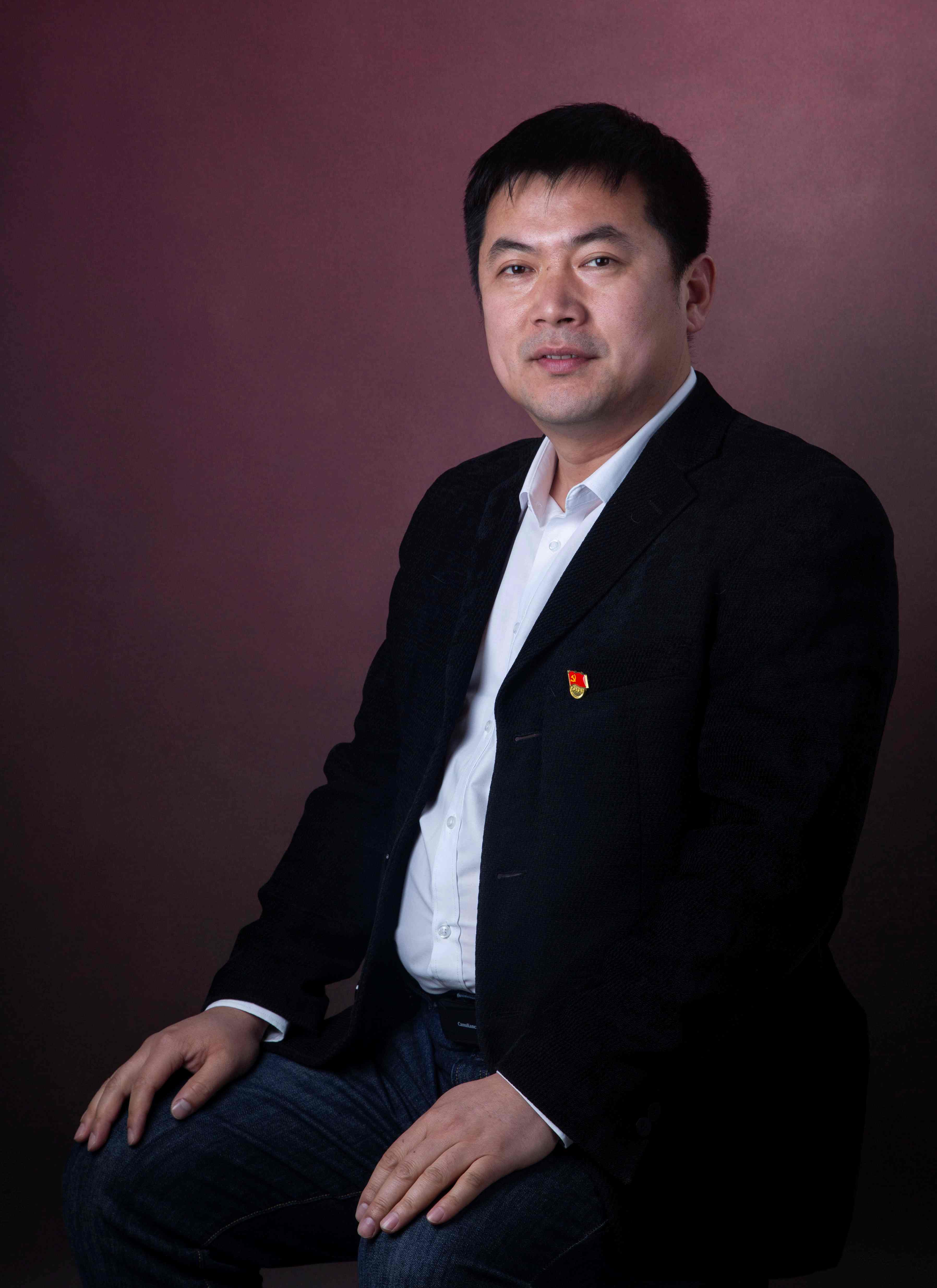 赵雷       党总支书记